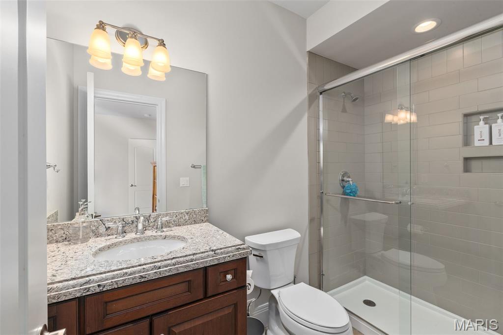 17283 Courtyard Mill Lane