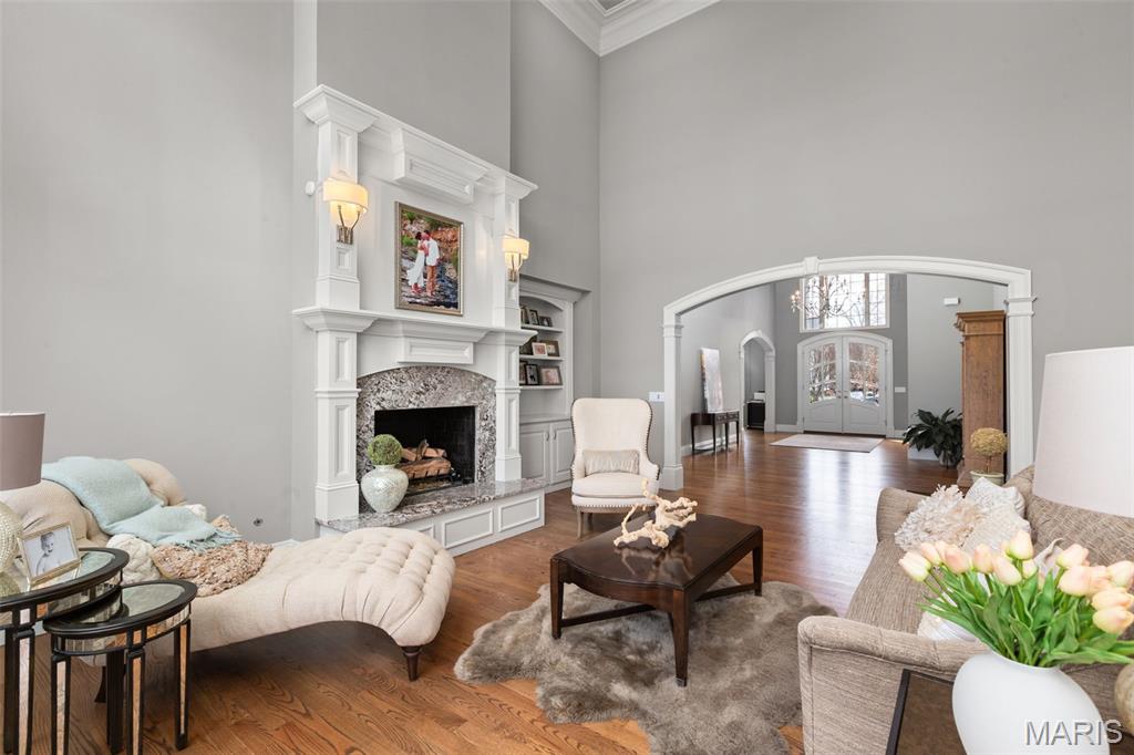 17283 Courtyard Mill Lane