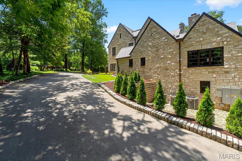 33 Dromara Road