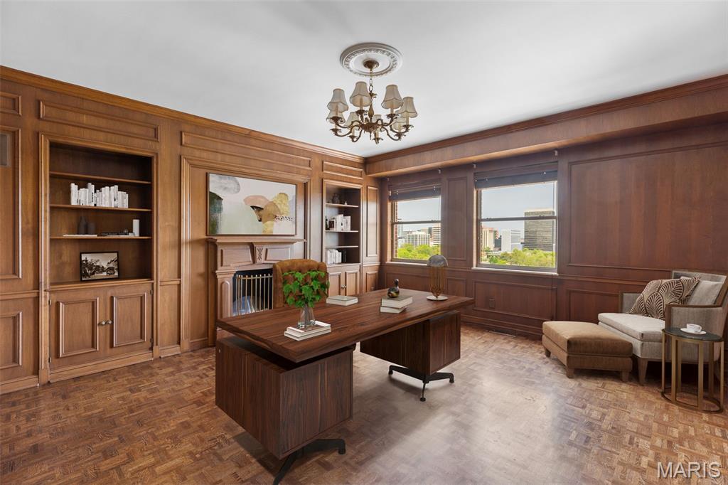 710 S Hanley Road Unit: 18B