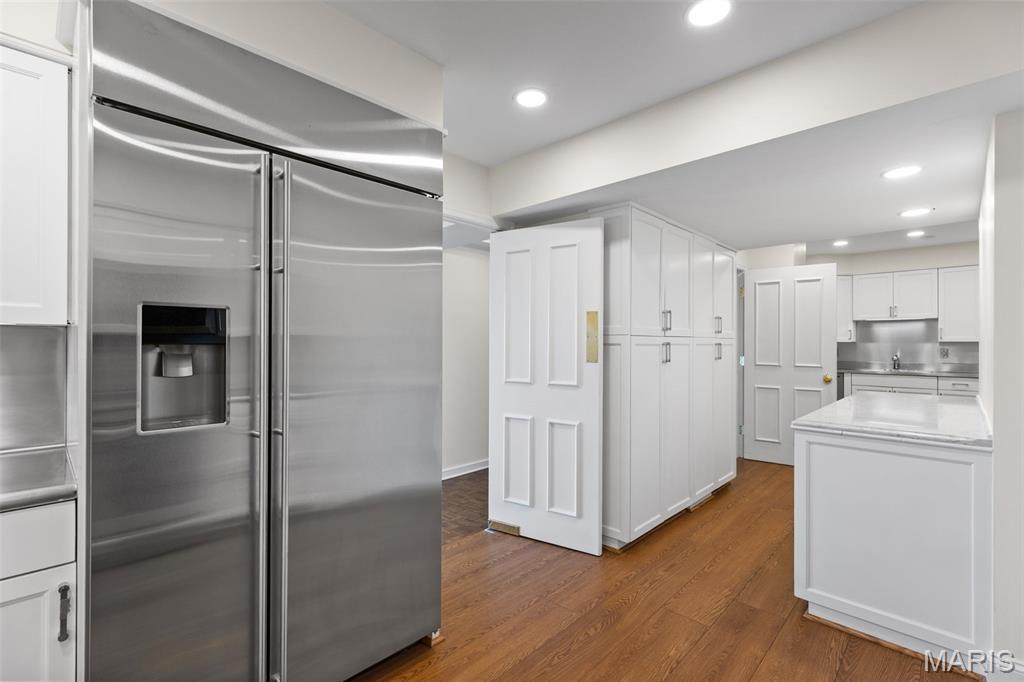 710 S Hanley Road Unit: 18B