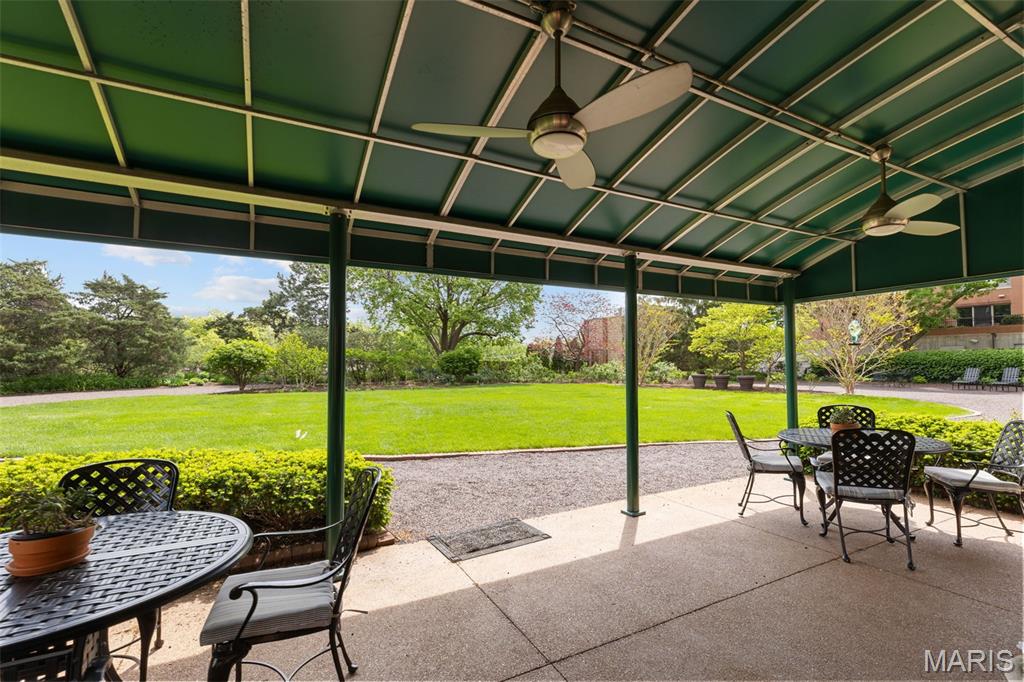 710 S Hanley Road Unit: 18B