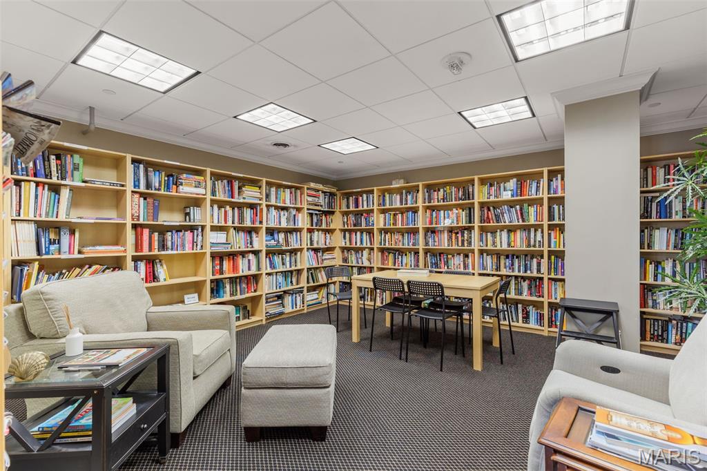 710 S Hanley Road Unit: 18B