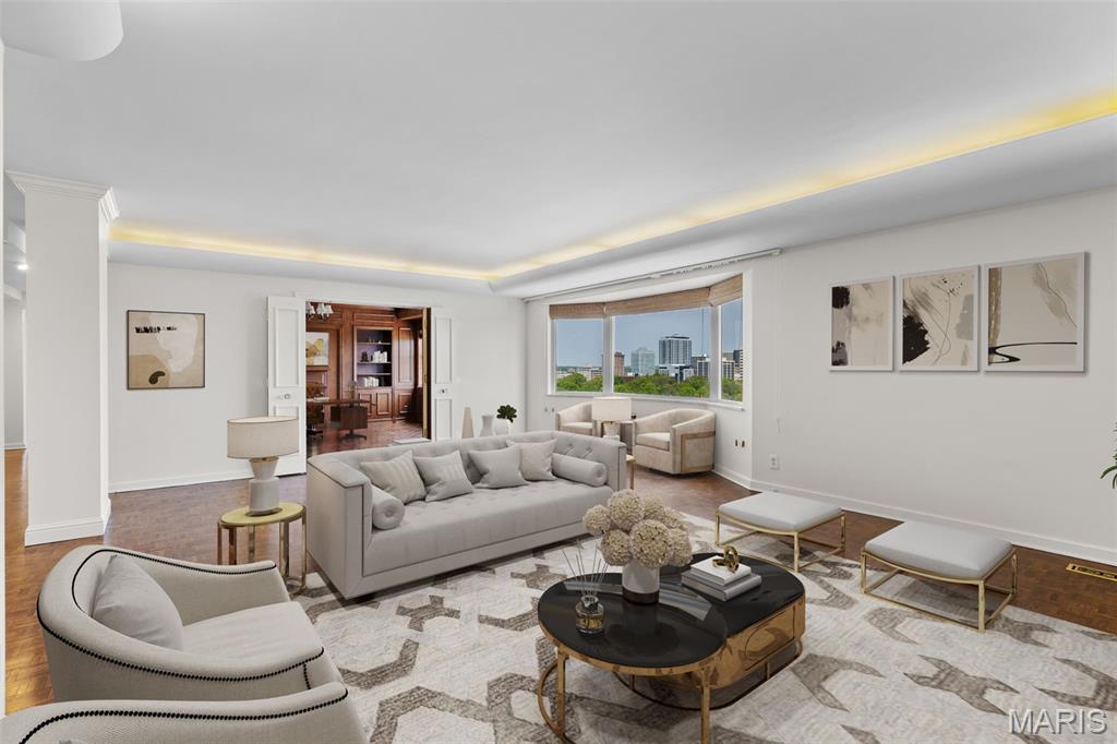 710 S Hanley Road Unit: 18B