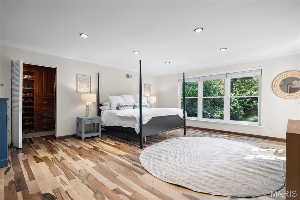 10228 Thornwood Drive