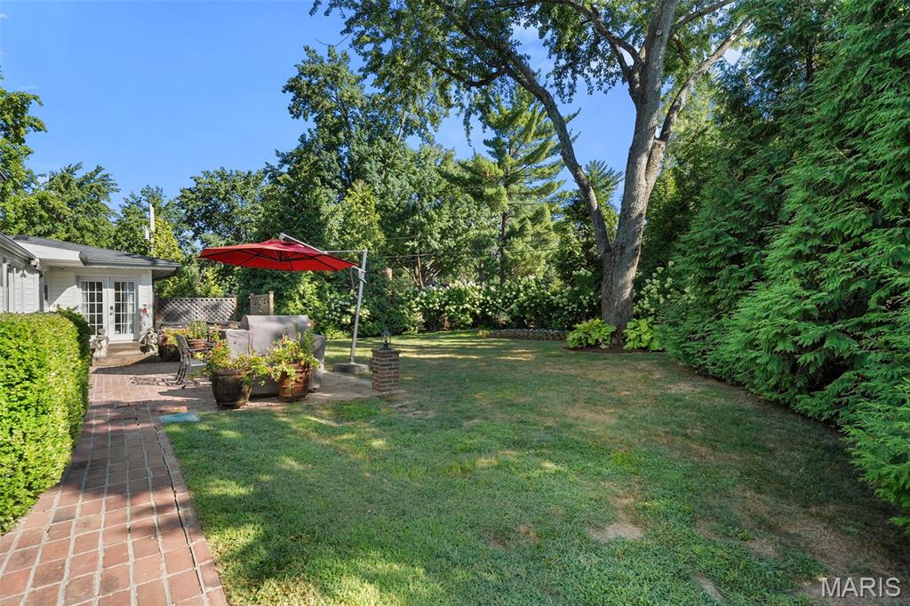 10228 Thornwood Drive