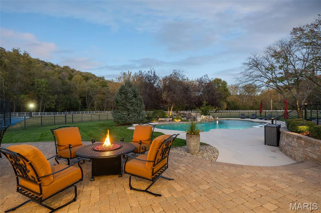 17417 Summit View Place Lane