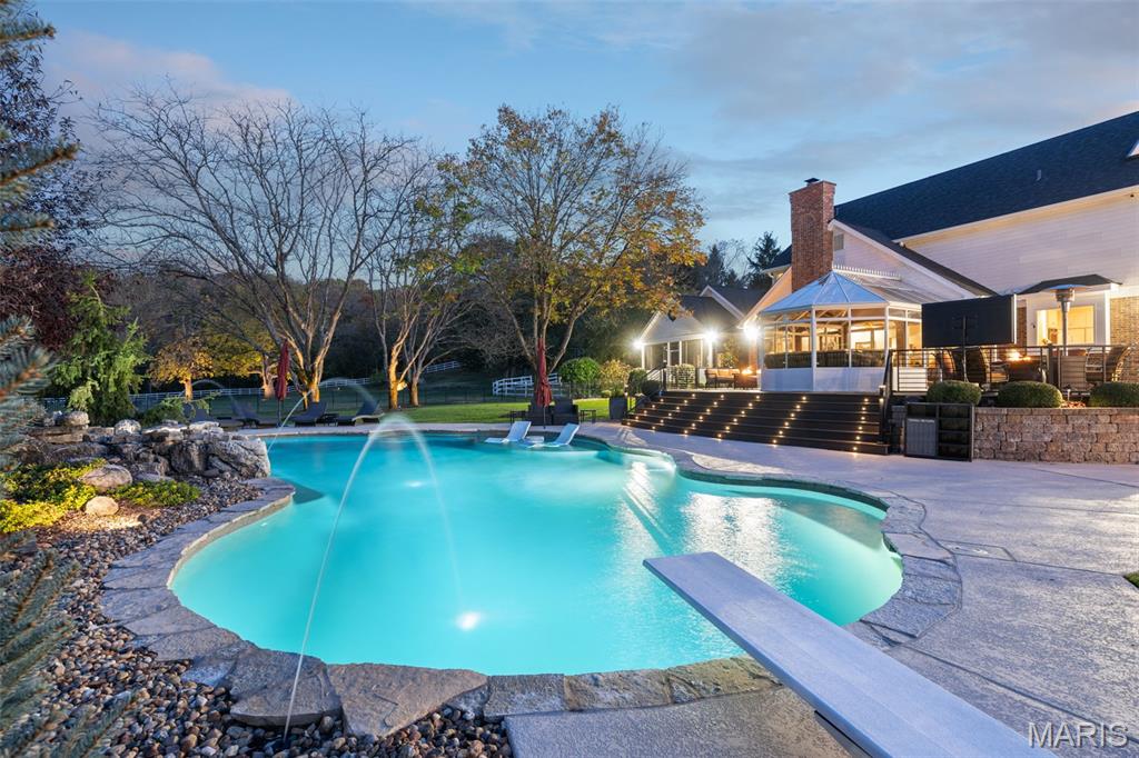 17417 Summit View Place Lane