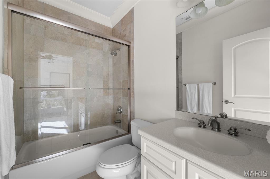 16 Outer Ladue Drive