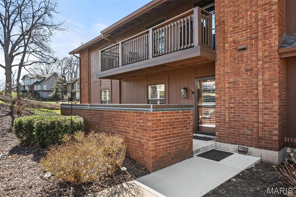 1902 Meadowtree Lane Unit: 1