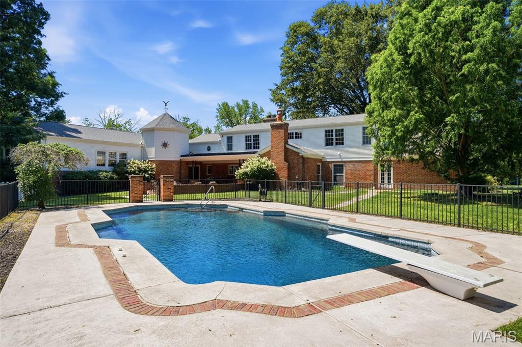 12 Rolling Rock Lane