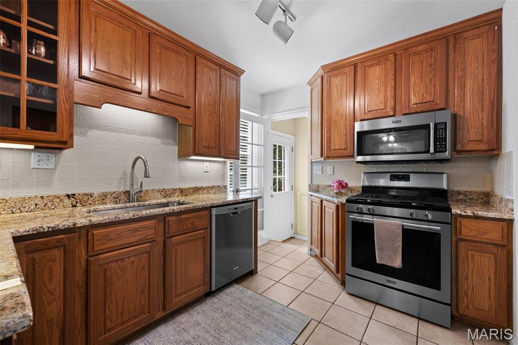 424 Greenleaf Drive