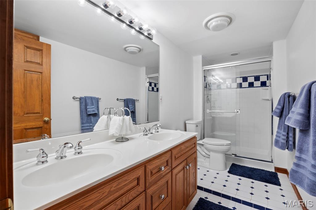 424 Greenleaf Drive