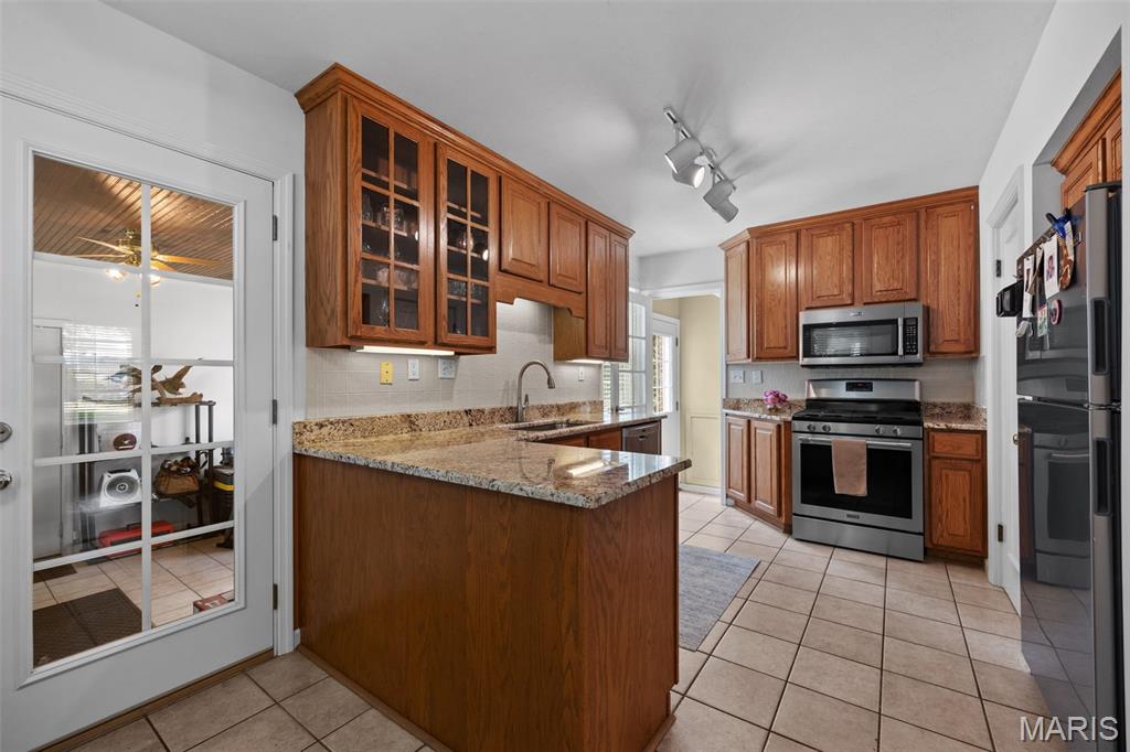 424 Greenleaf Drive