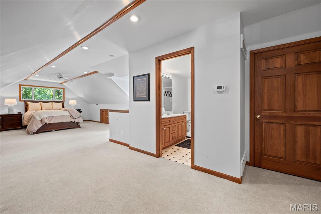 424 Greenleaf Drive