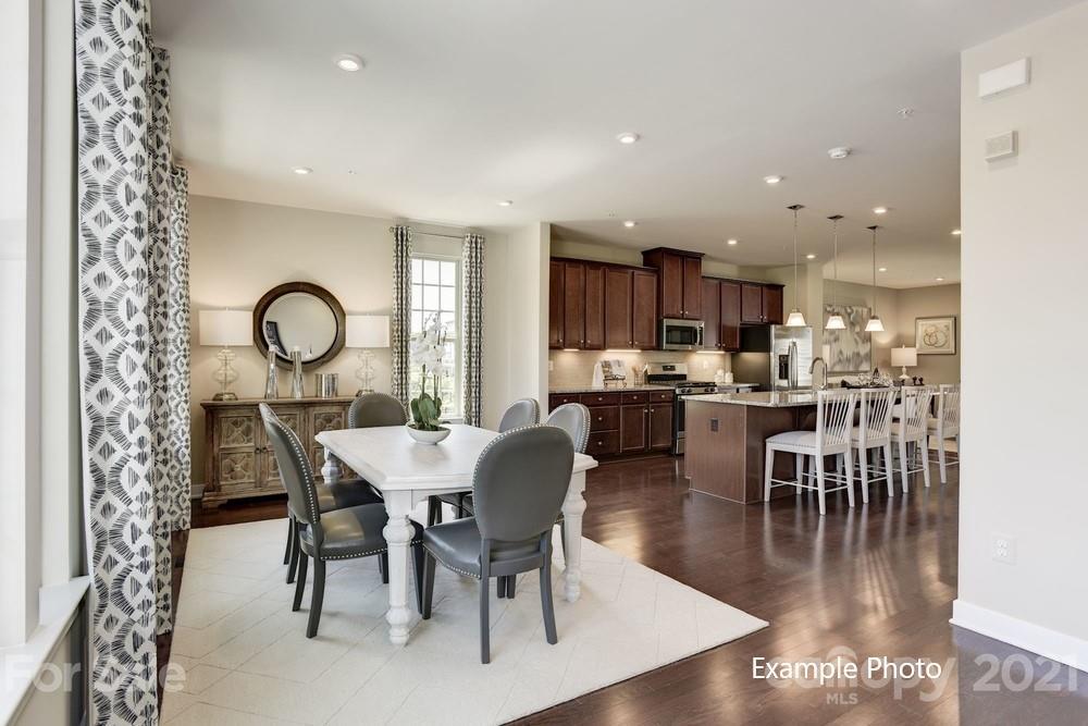 907 Portrush Lane Unit: 1035D
