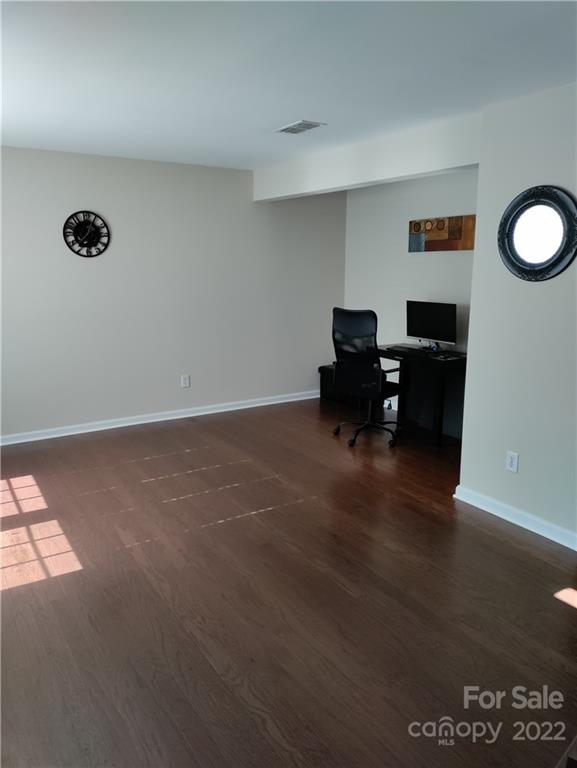 11712 Fiddlers Roof Lane