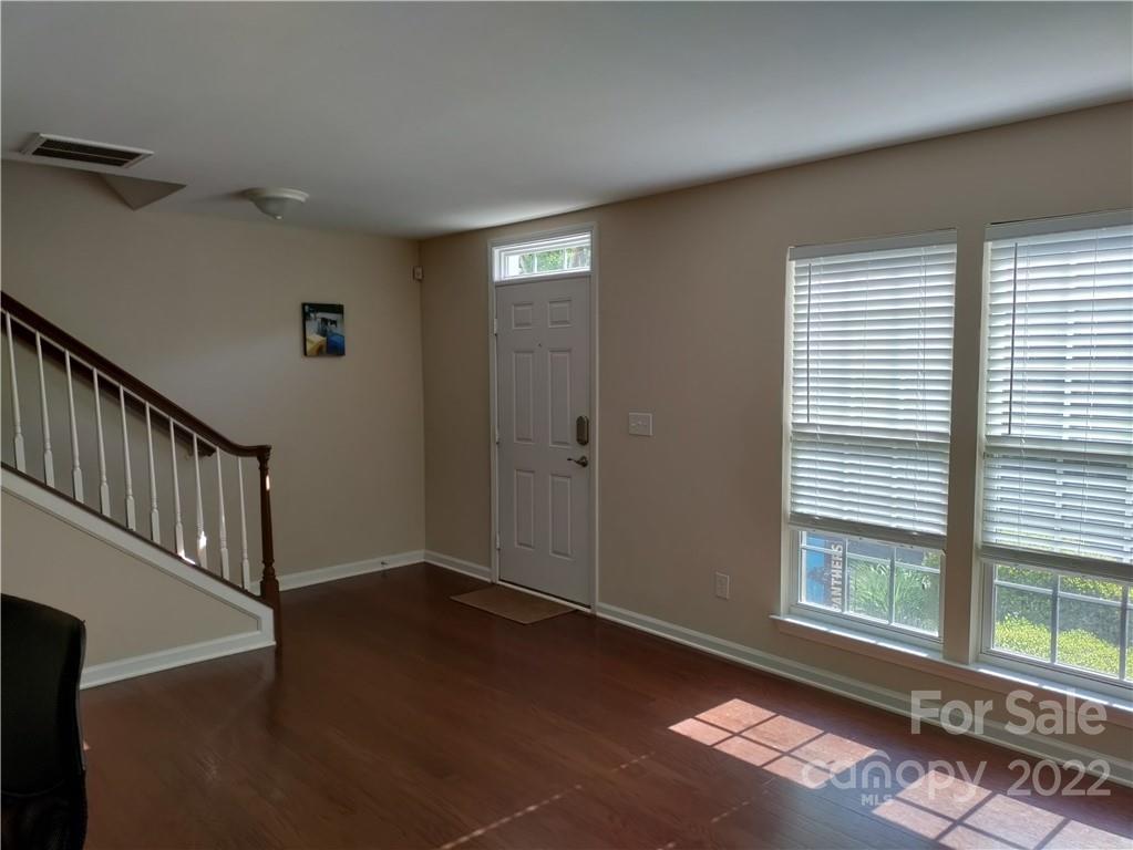 11712 Fiddlers Roof Lane
