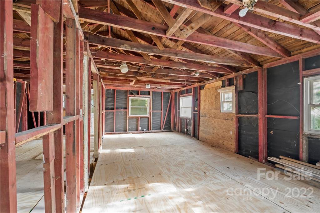 1513 Plyler Lake Road