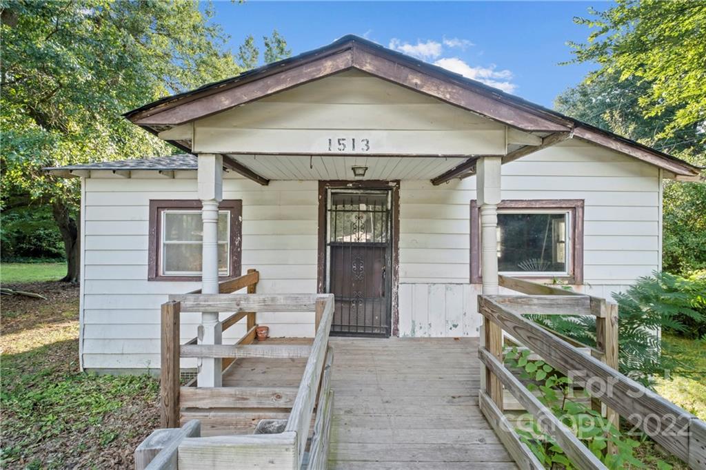 1513 Plyler Lake Road