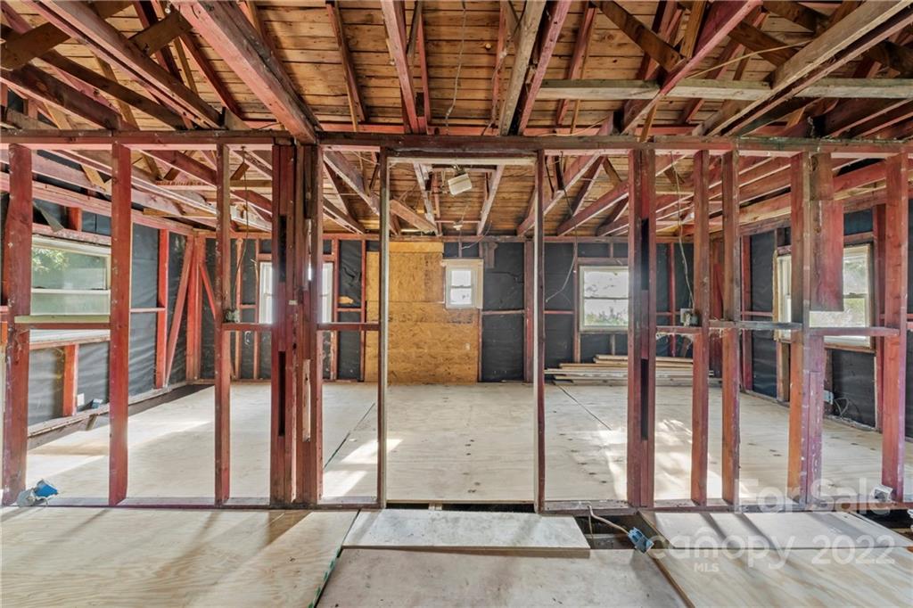 1513 Plyler Lake Road