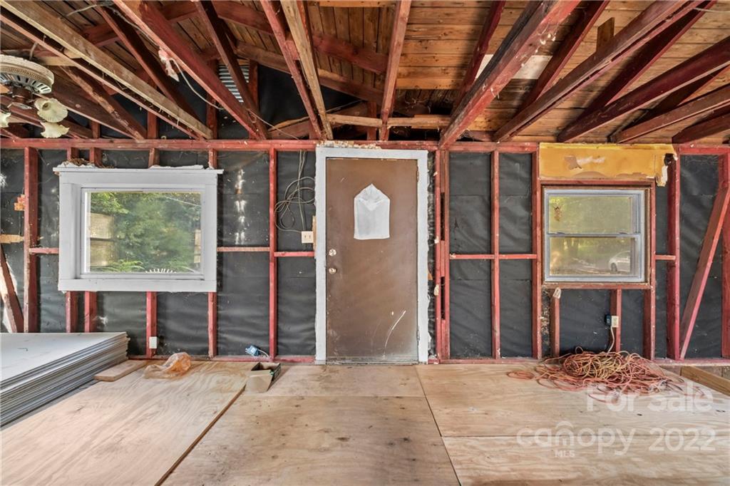 1513 Plyler Lake Road