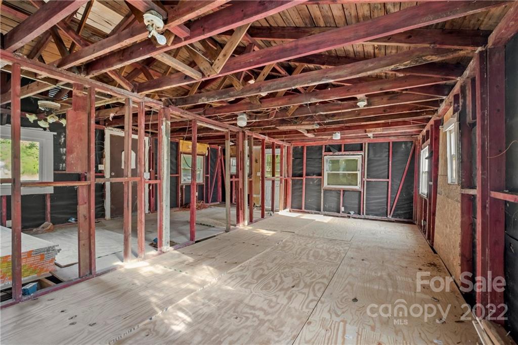 1513 Plyler Lake Road