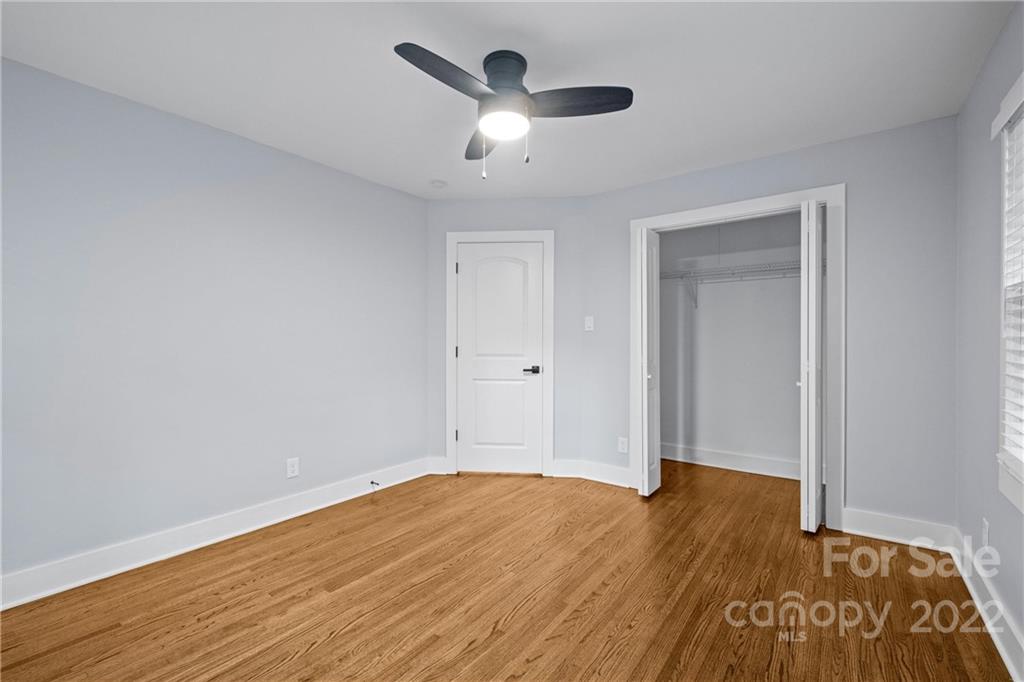 2425 Dogwood Circle
