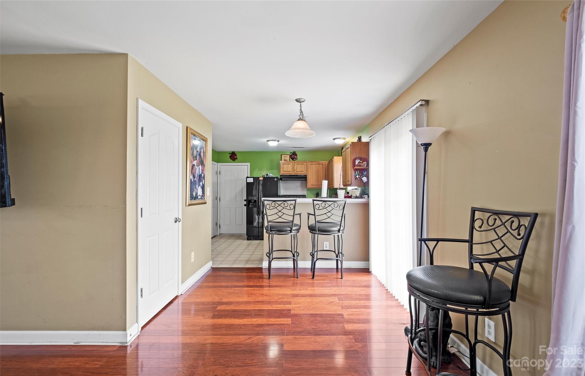 433 Glencroft Drive