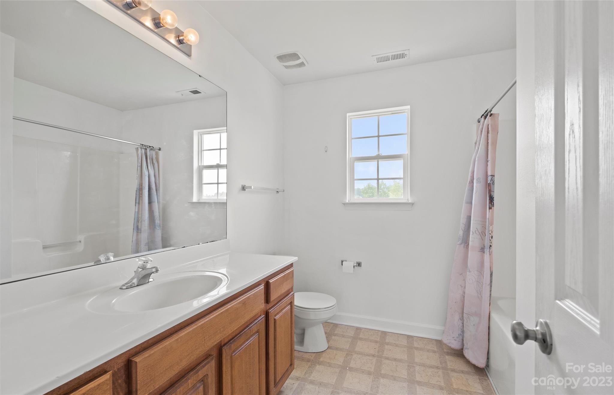 433 Glencroft Drive