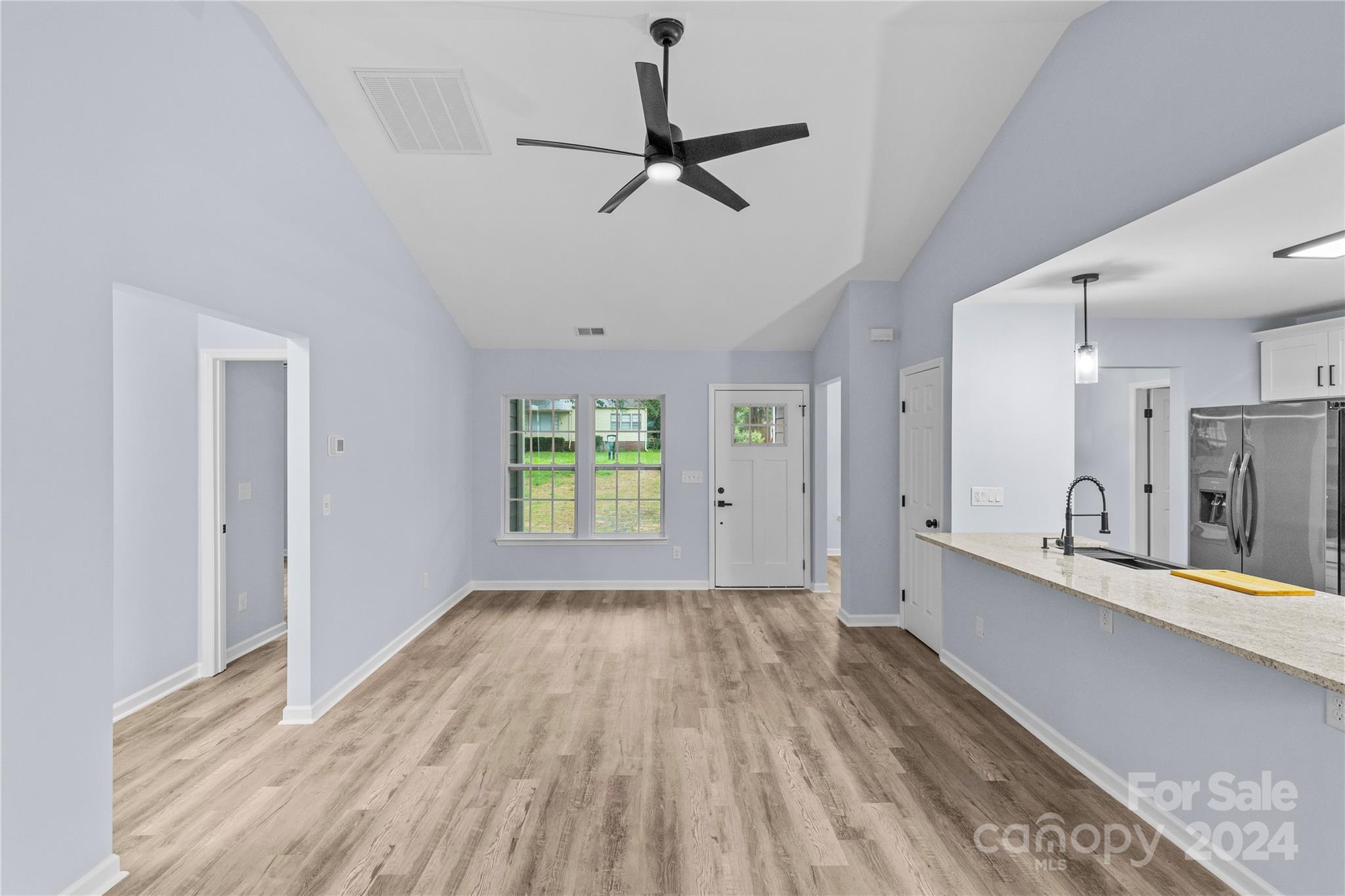 1220 White Lane