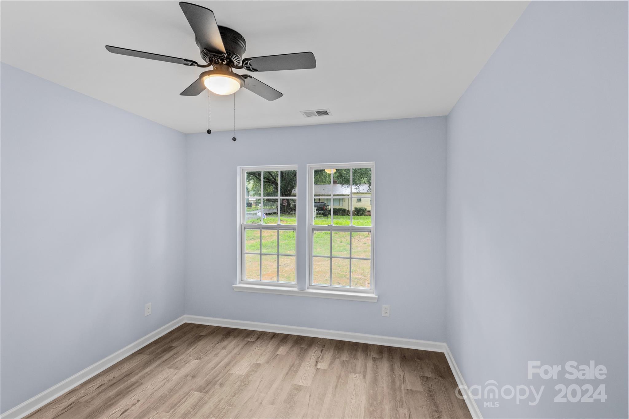 1220 White Lane