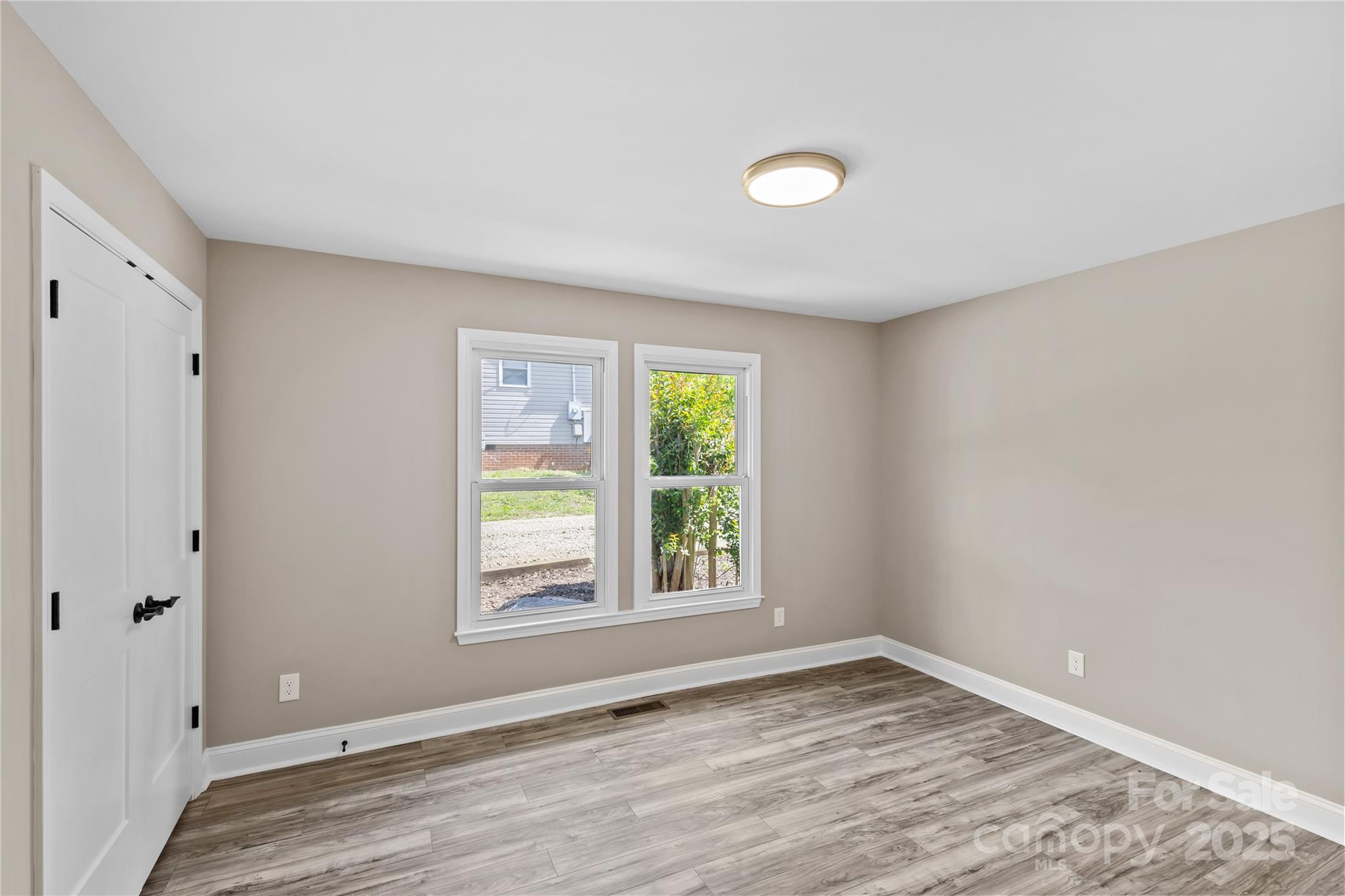 933 Old Charlotte Road