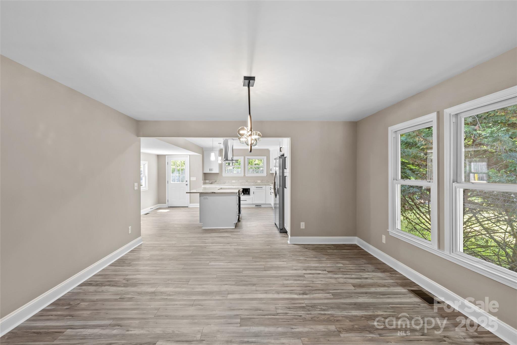 933 Old Charlotte Road