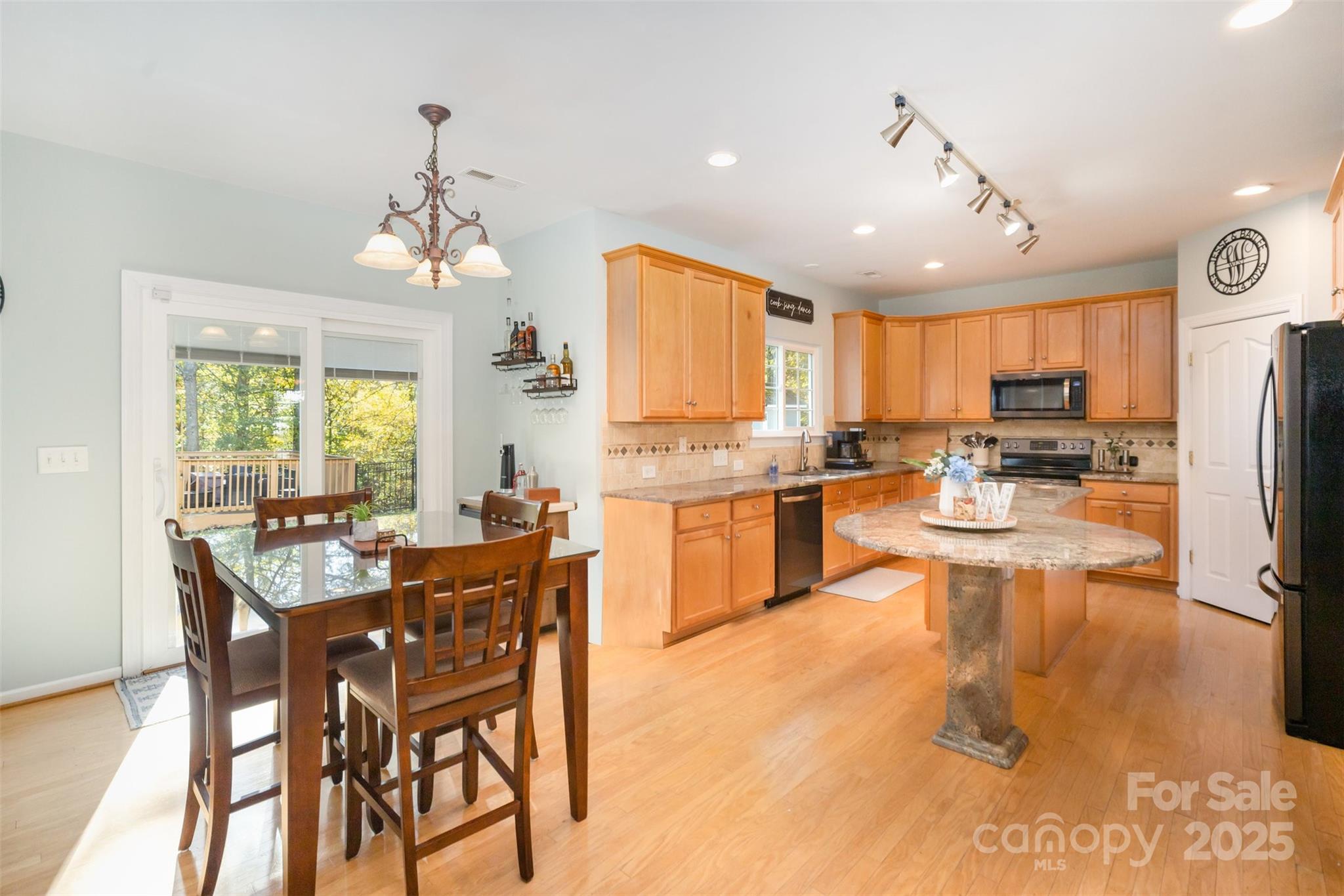 4901 Riverview Drive