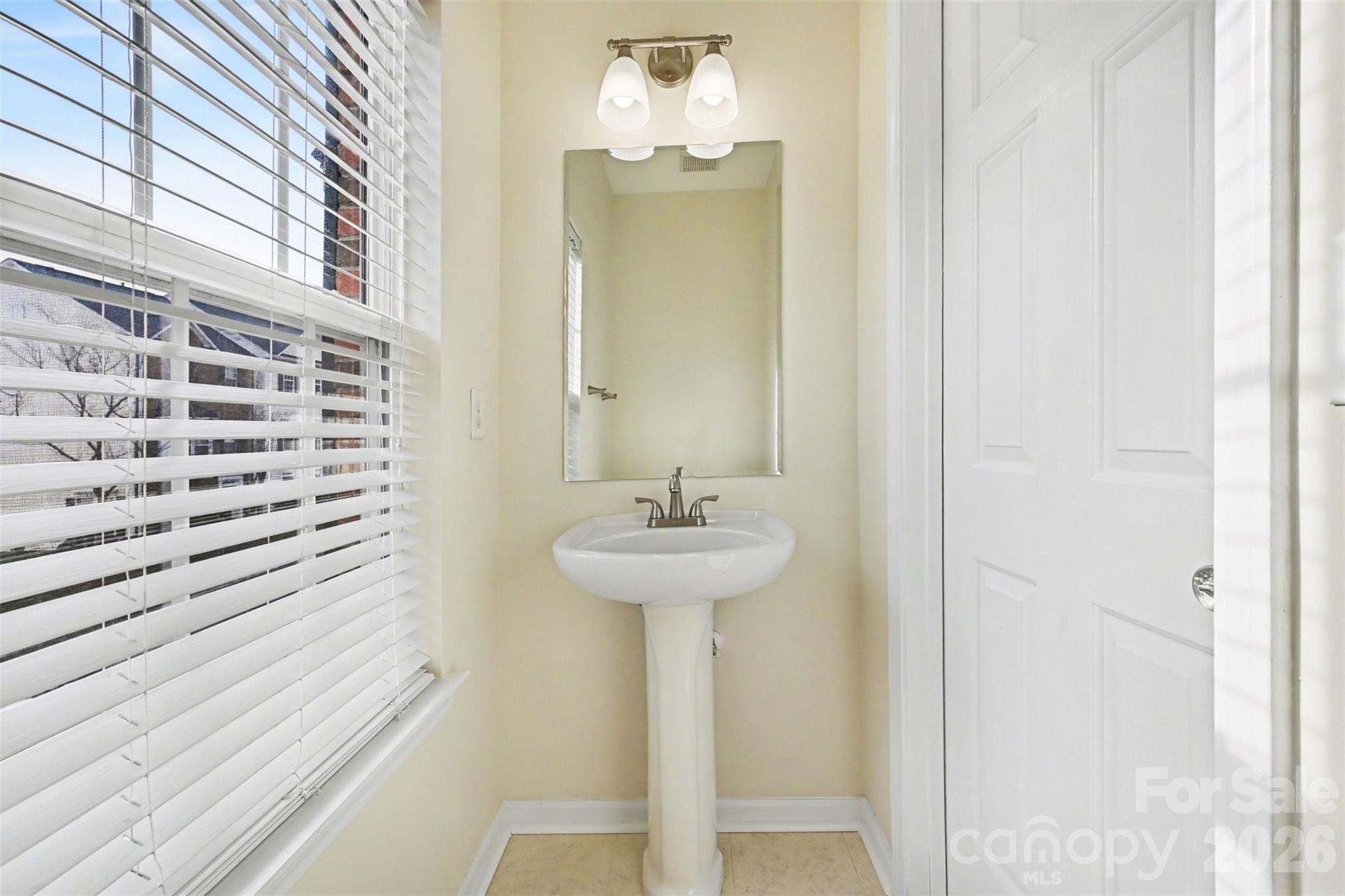 11712 Fiddlers Roof Lane