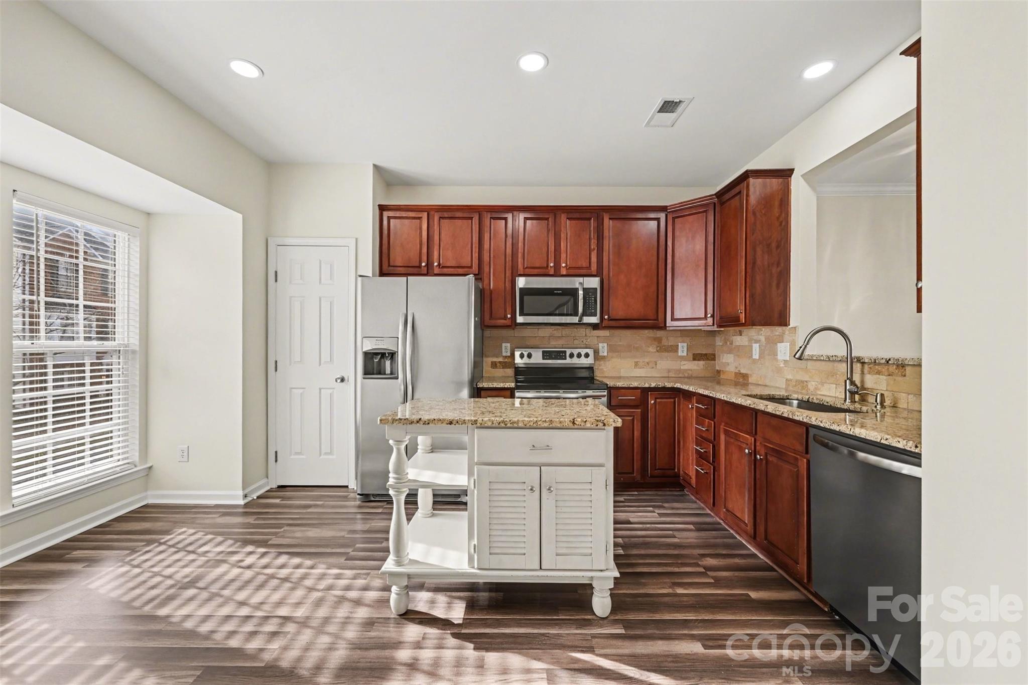 11712 Fiddlers Roof Lane