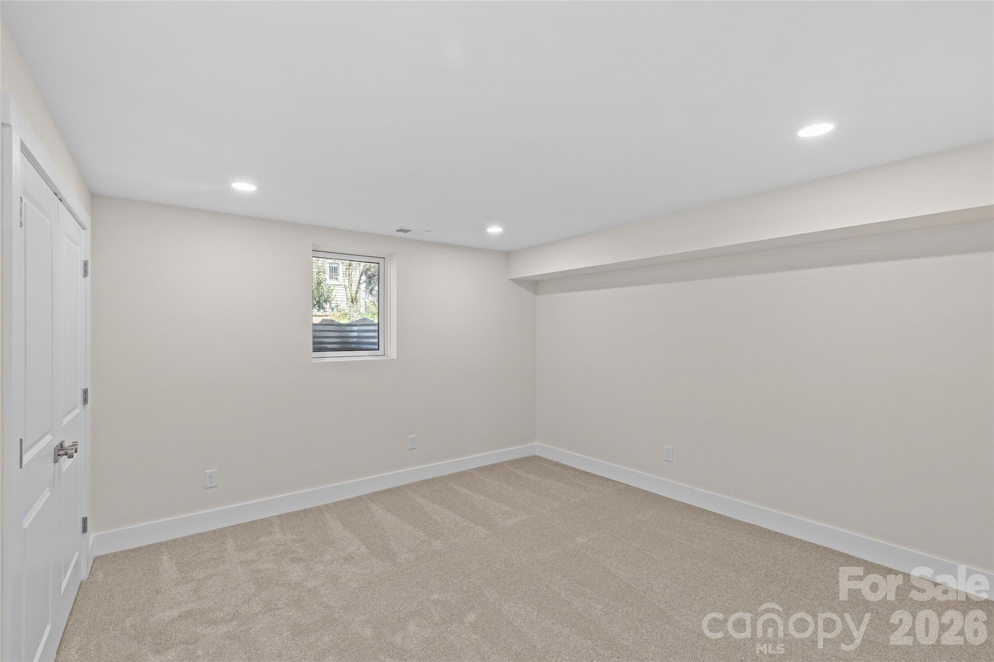109 N College Street