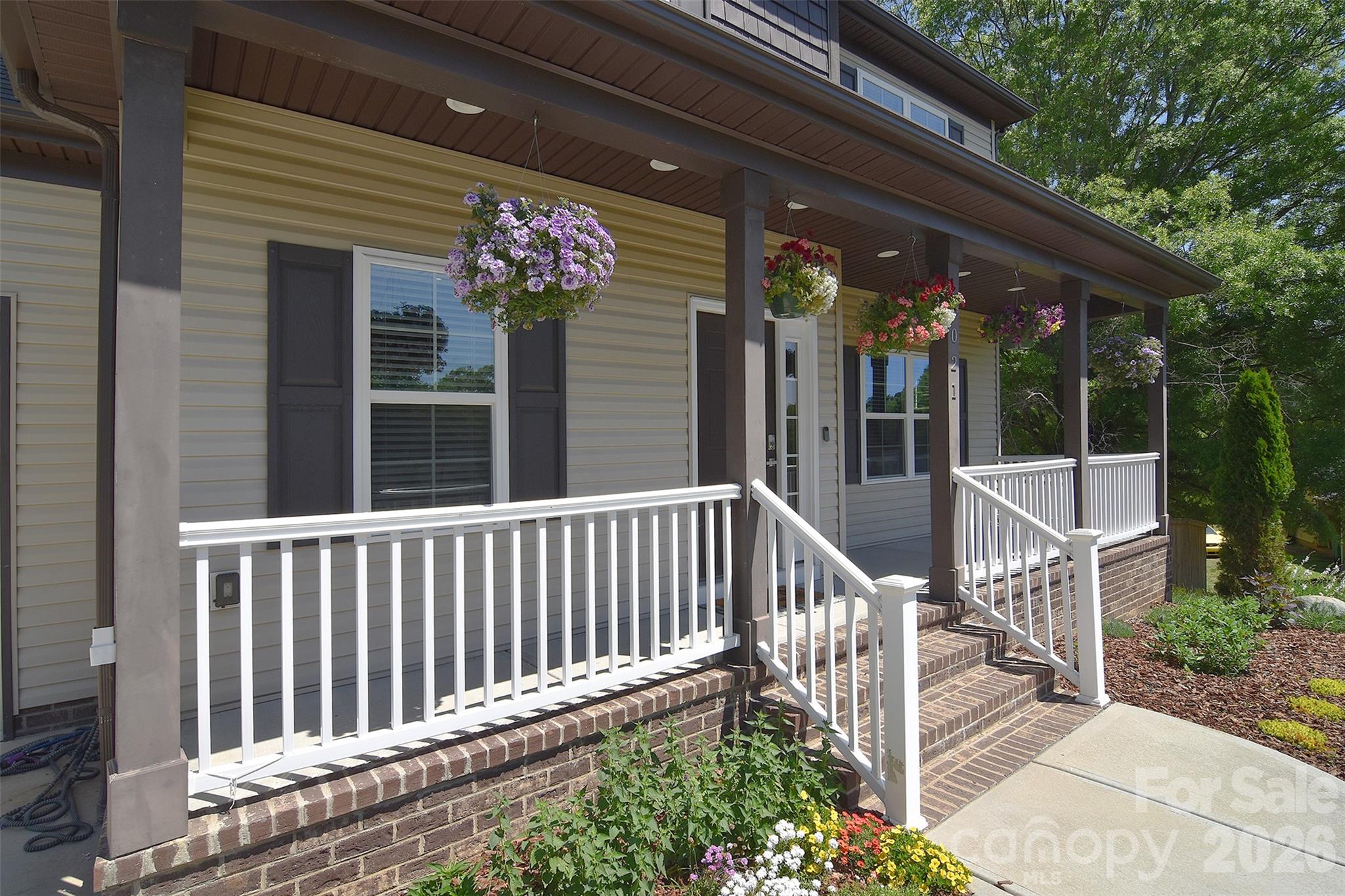 1021 Vickie Lane