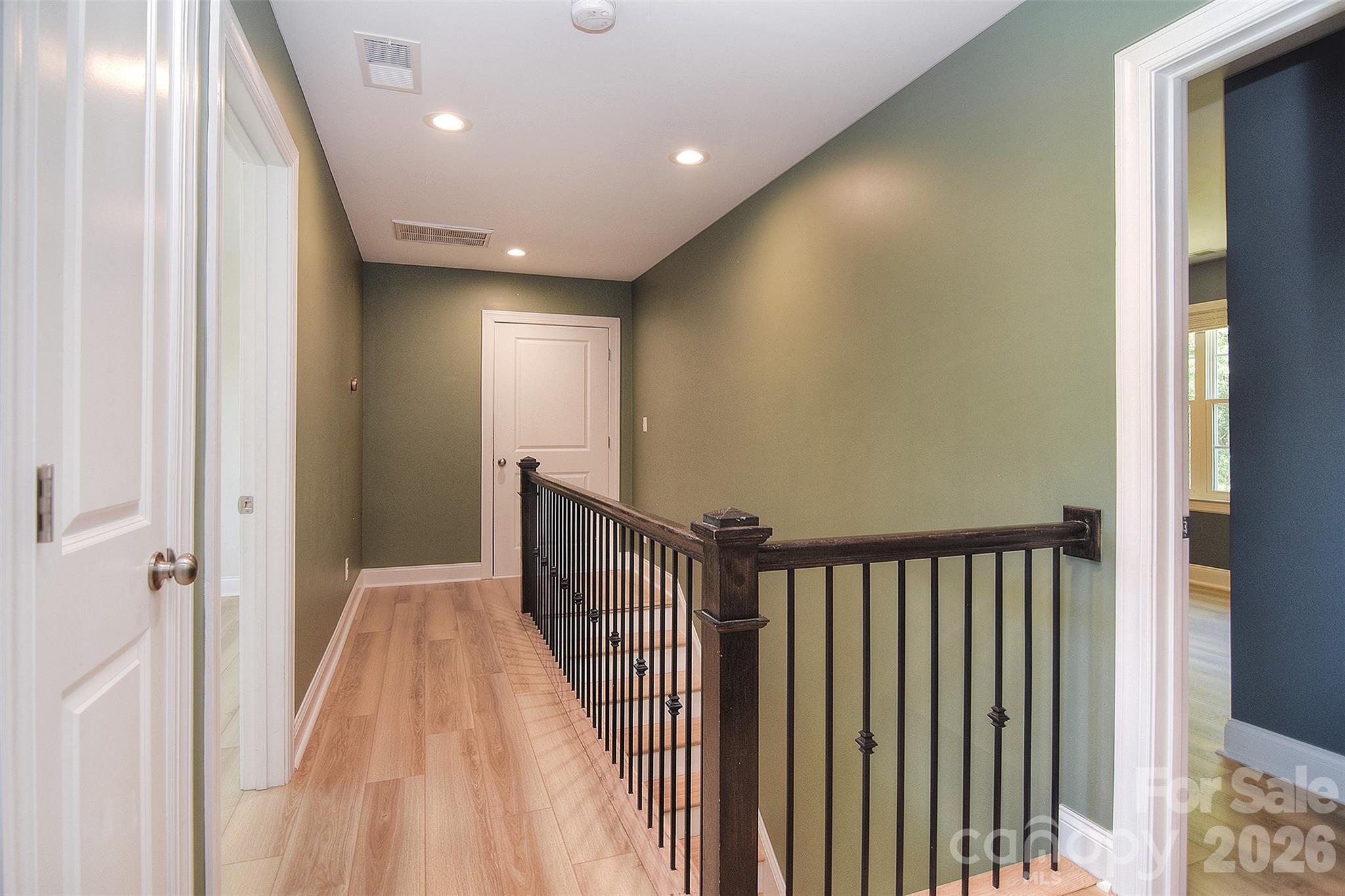 1021 Vickie Lane