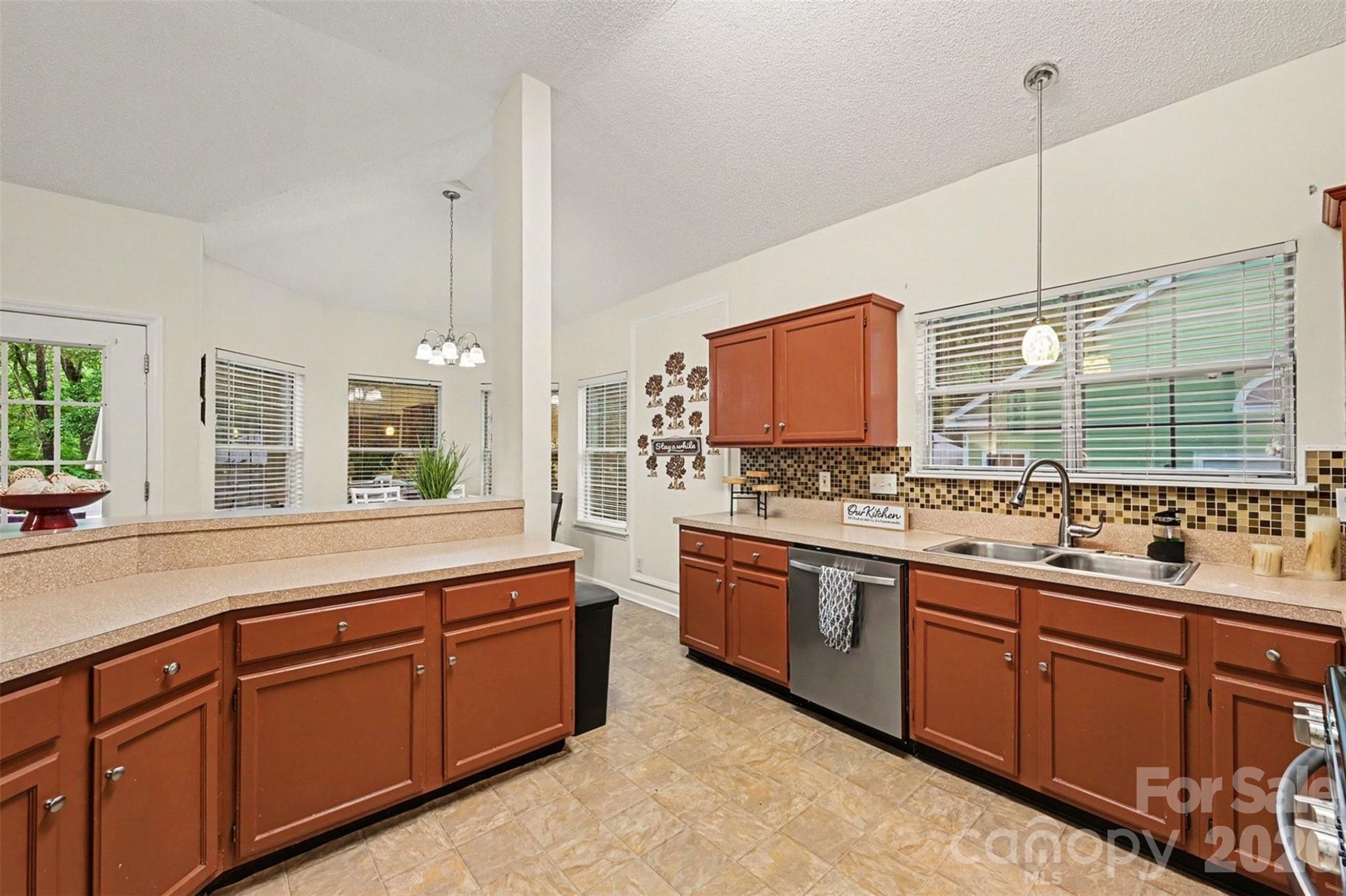 13505 Gatestone Lane