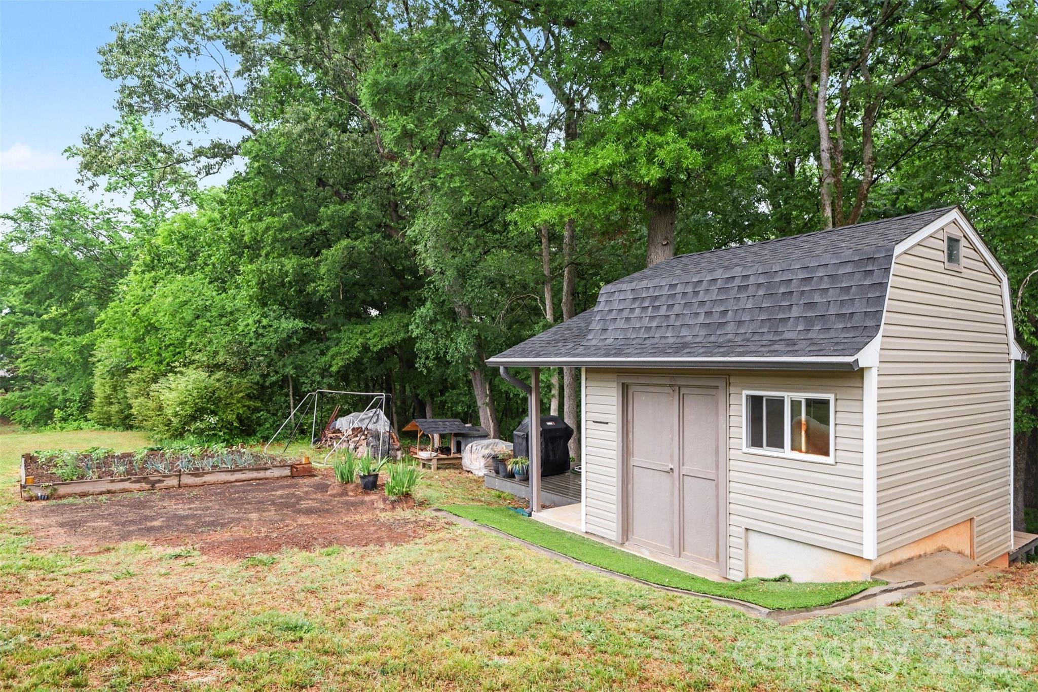 2926 Wagon Wheel Court
