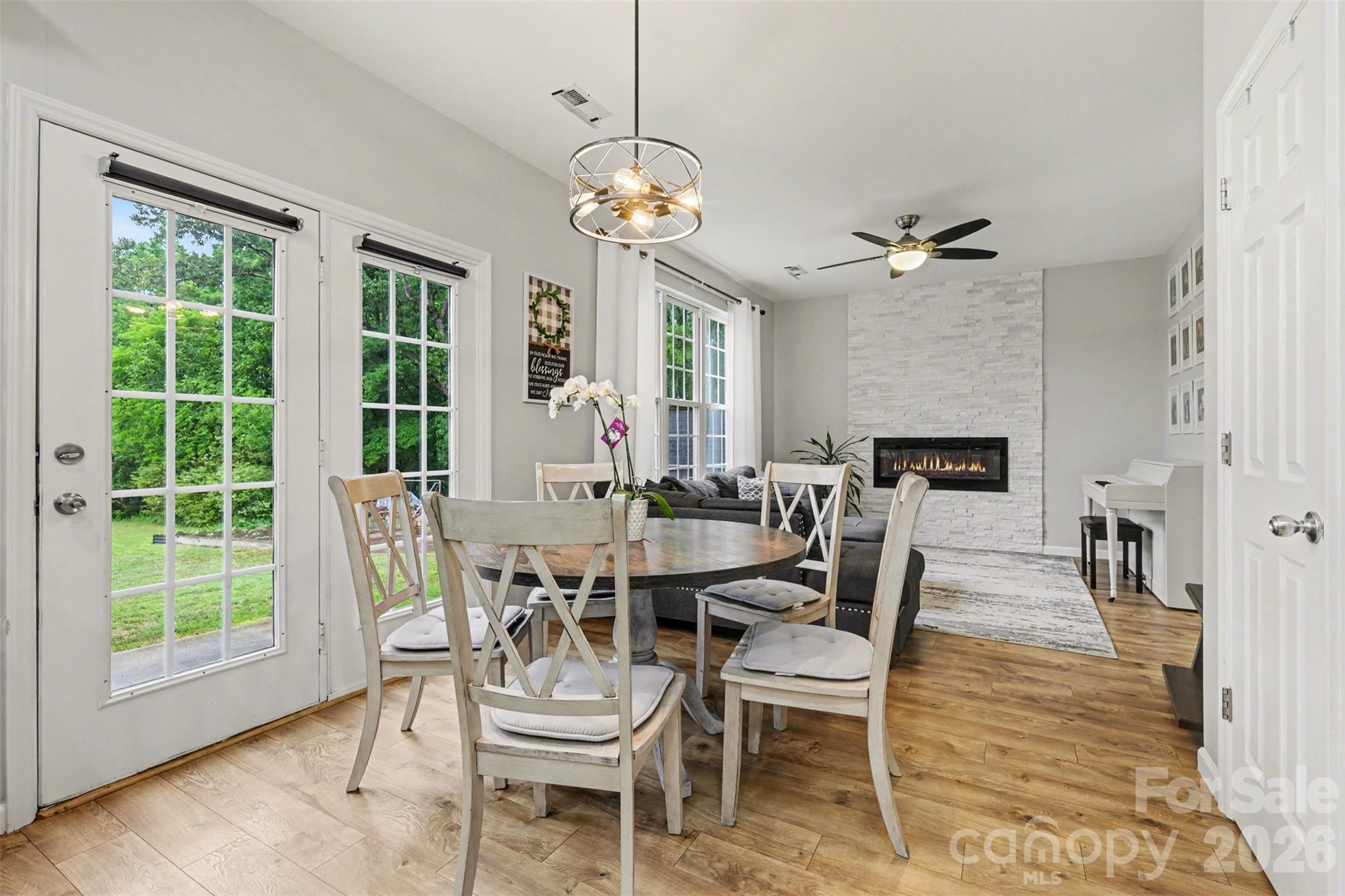 2926 Wagon Wheel Court
