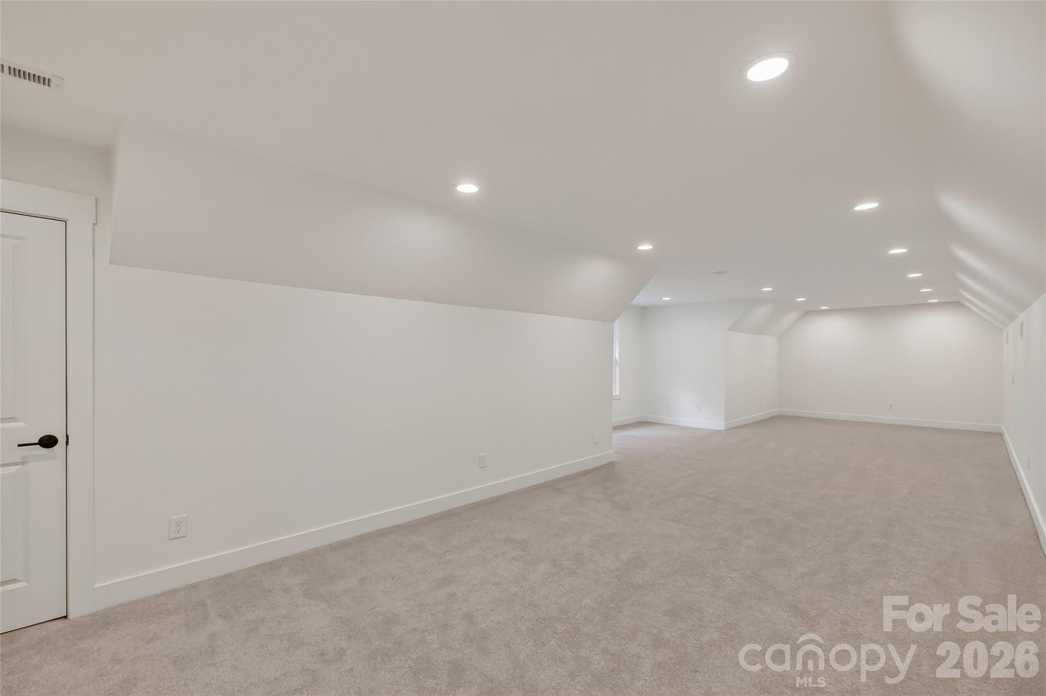 9401 Deer Run Road