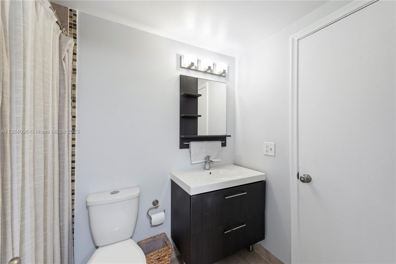 7825 Camino Real Unit: J109