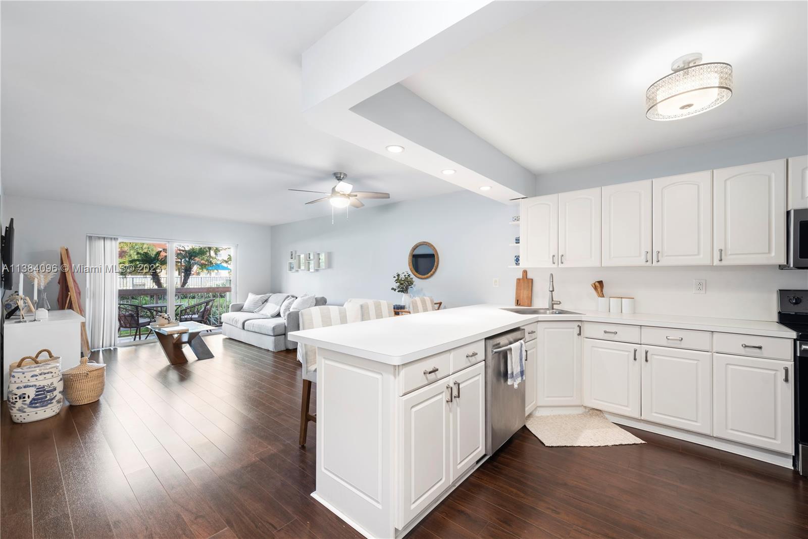 7825 Camino Real Unit: J109