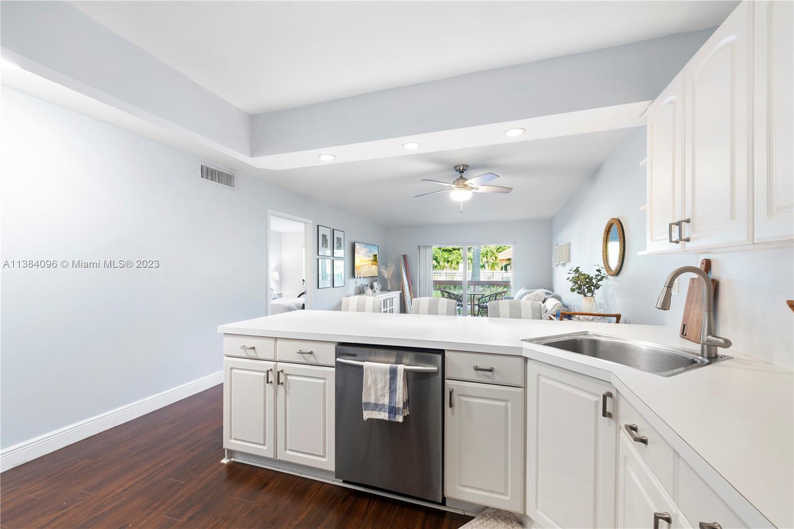 7825 Camino Real Unit: J109