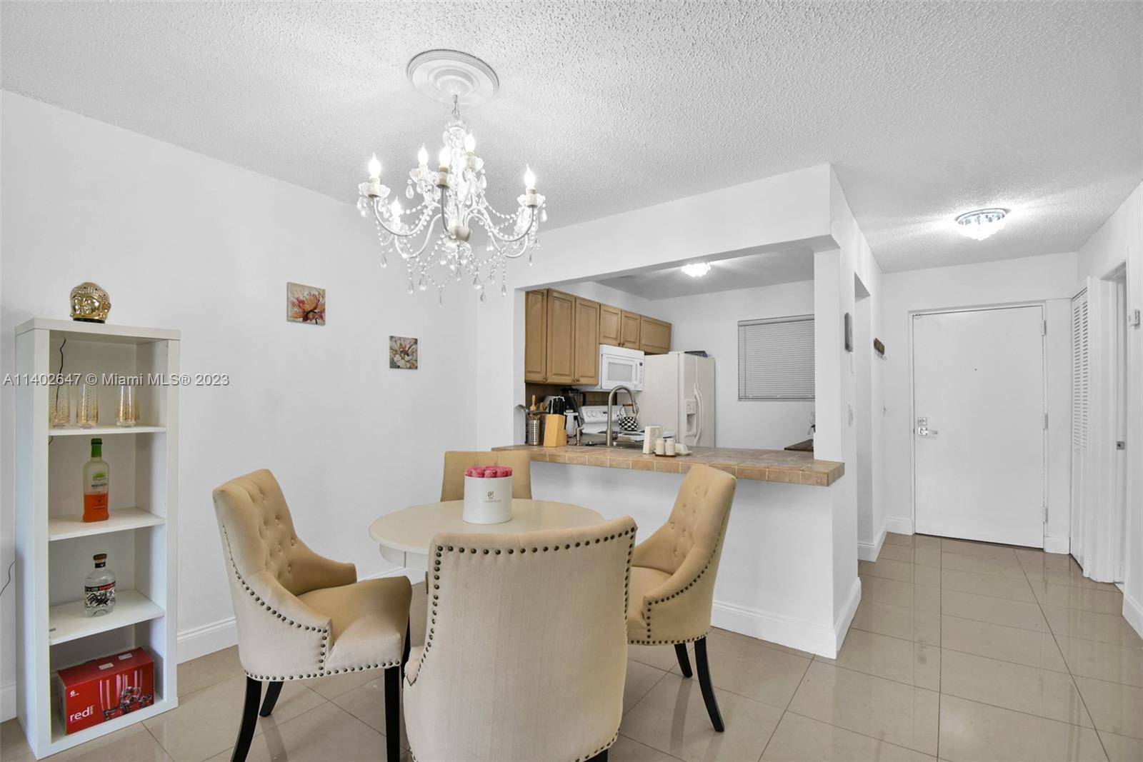 3527 NE 168th St Unit: 203