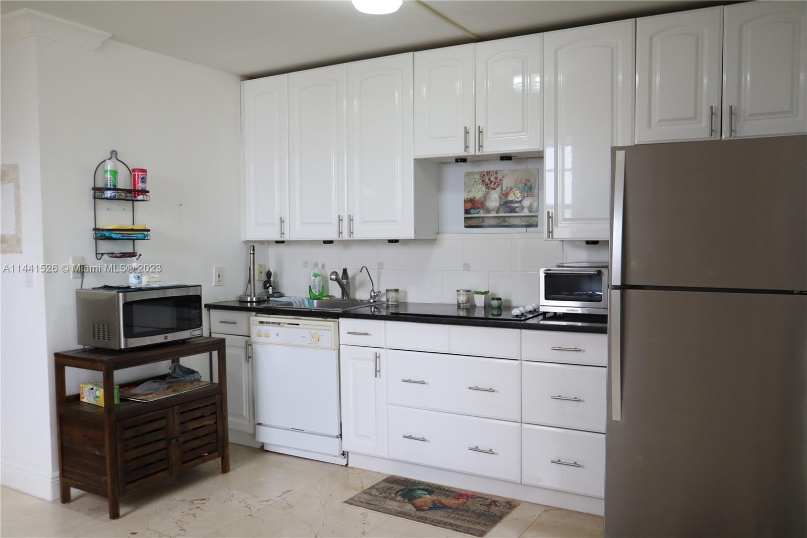 899 West Ave Unit: 6H