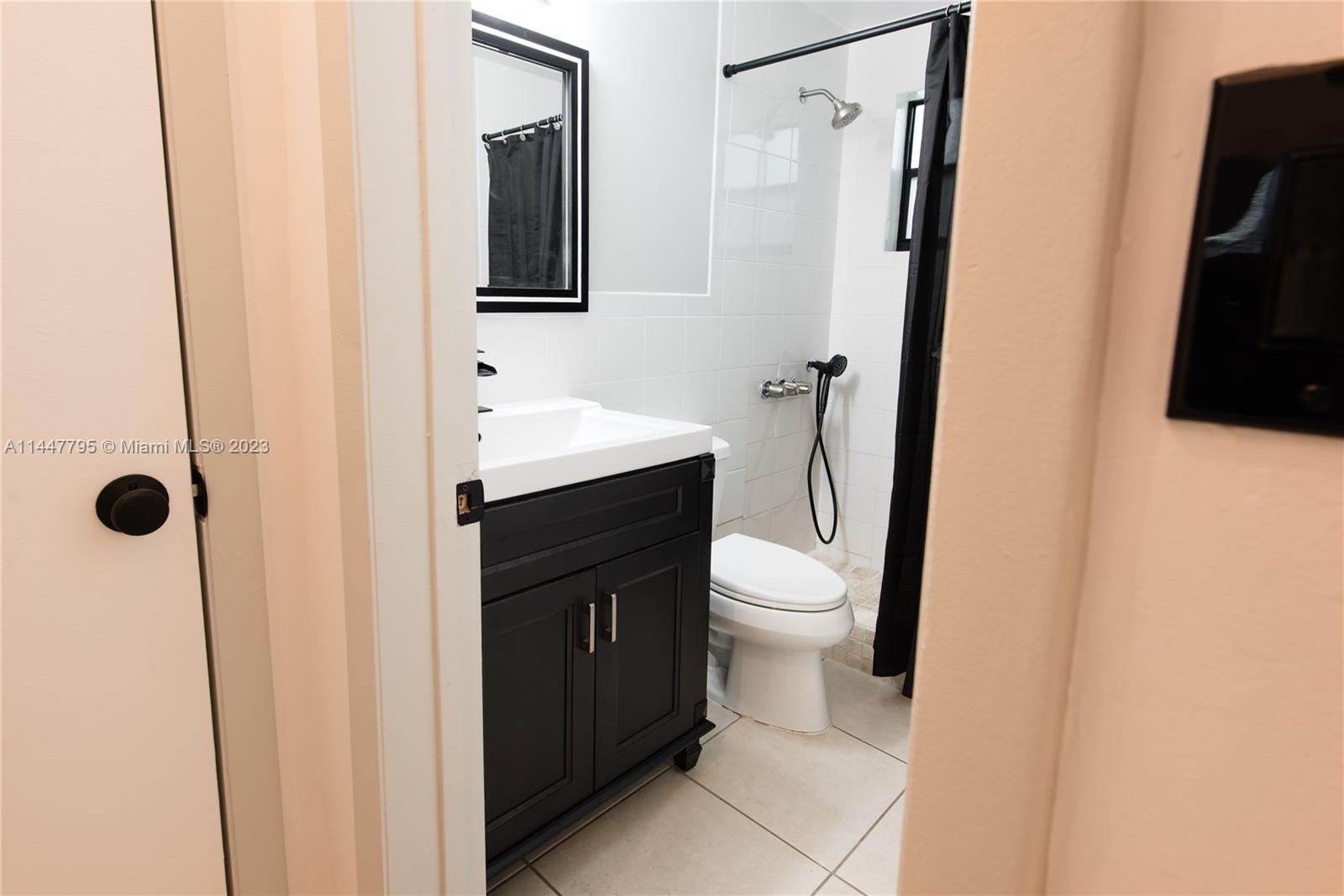 635 8th St Unit: 104